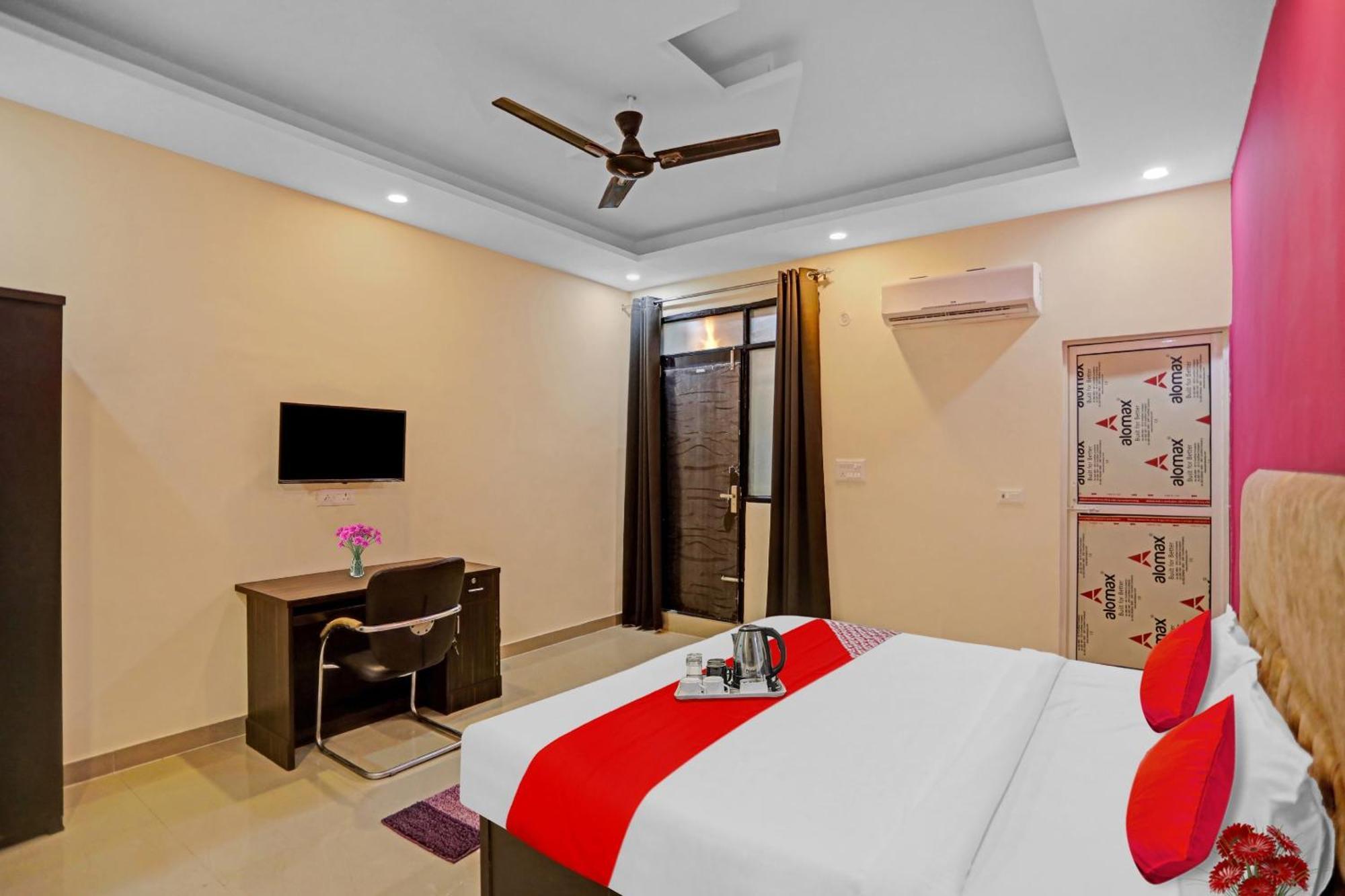 Hotel Flagship Grand Imperial Near Worlds Of Wonder à Kālkāji Devi Extérieur photo