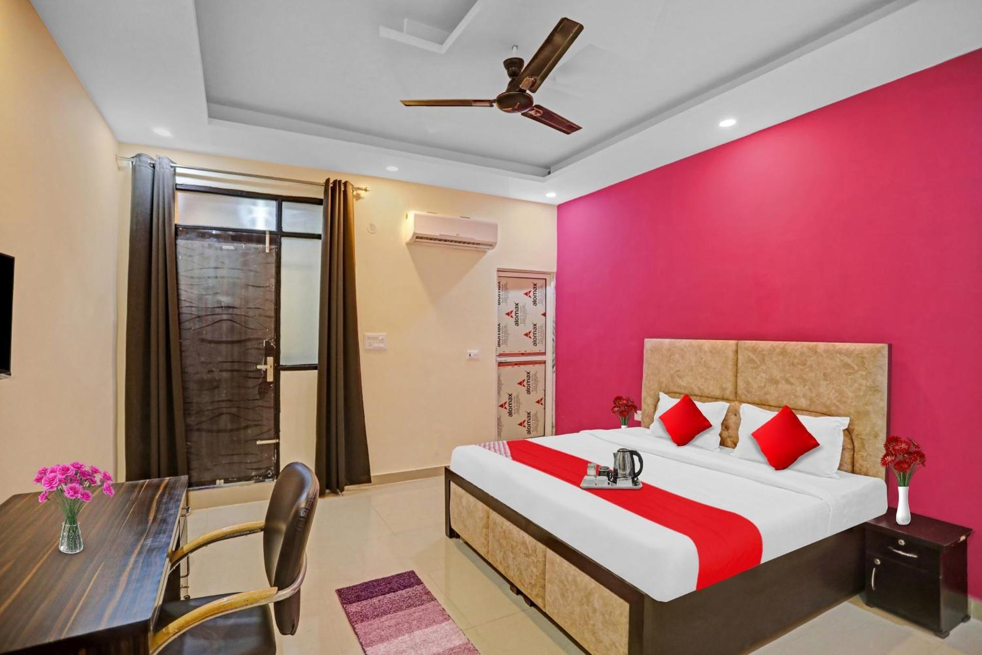 Hotel Flagship Grand Imperial Near Worlds Of Wonder à Kālkāji Devi Extérieur photo